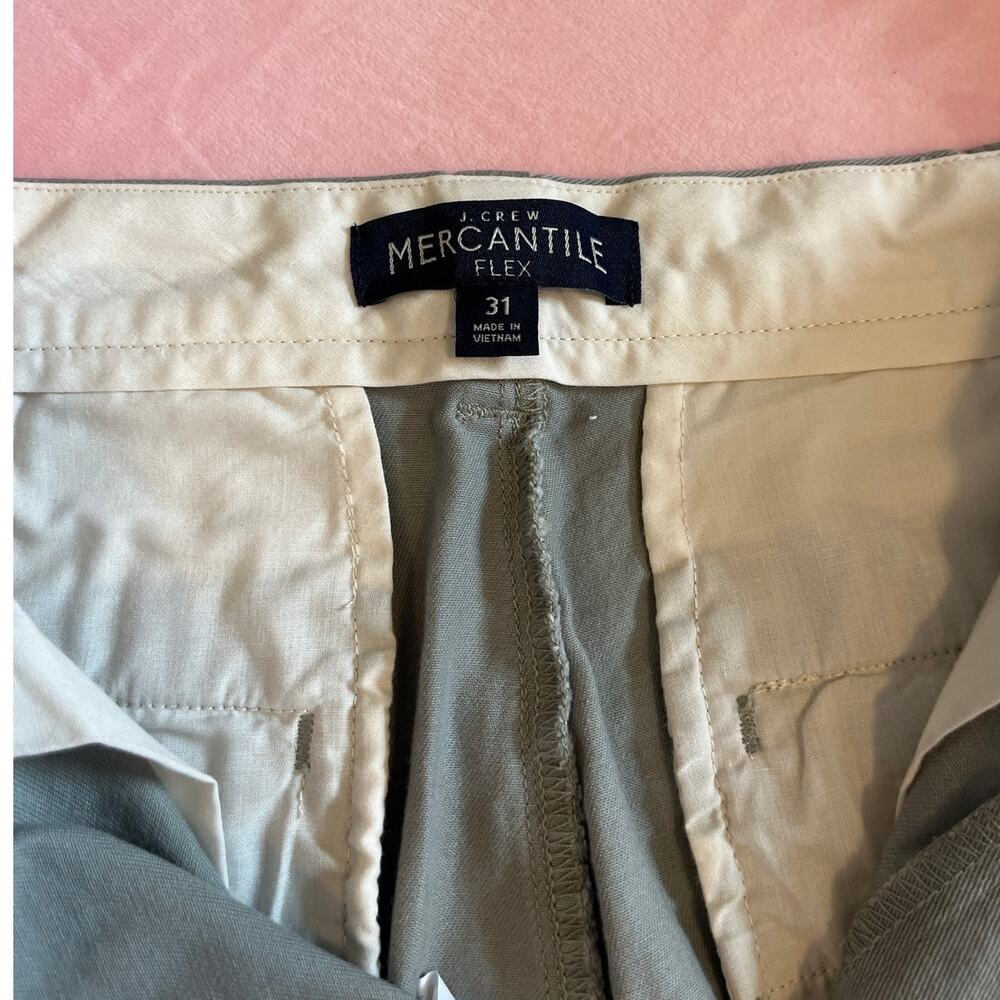 Men's J.Crew Mercantile Flex Grey Shorts - Picture 2 of 4